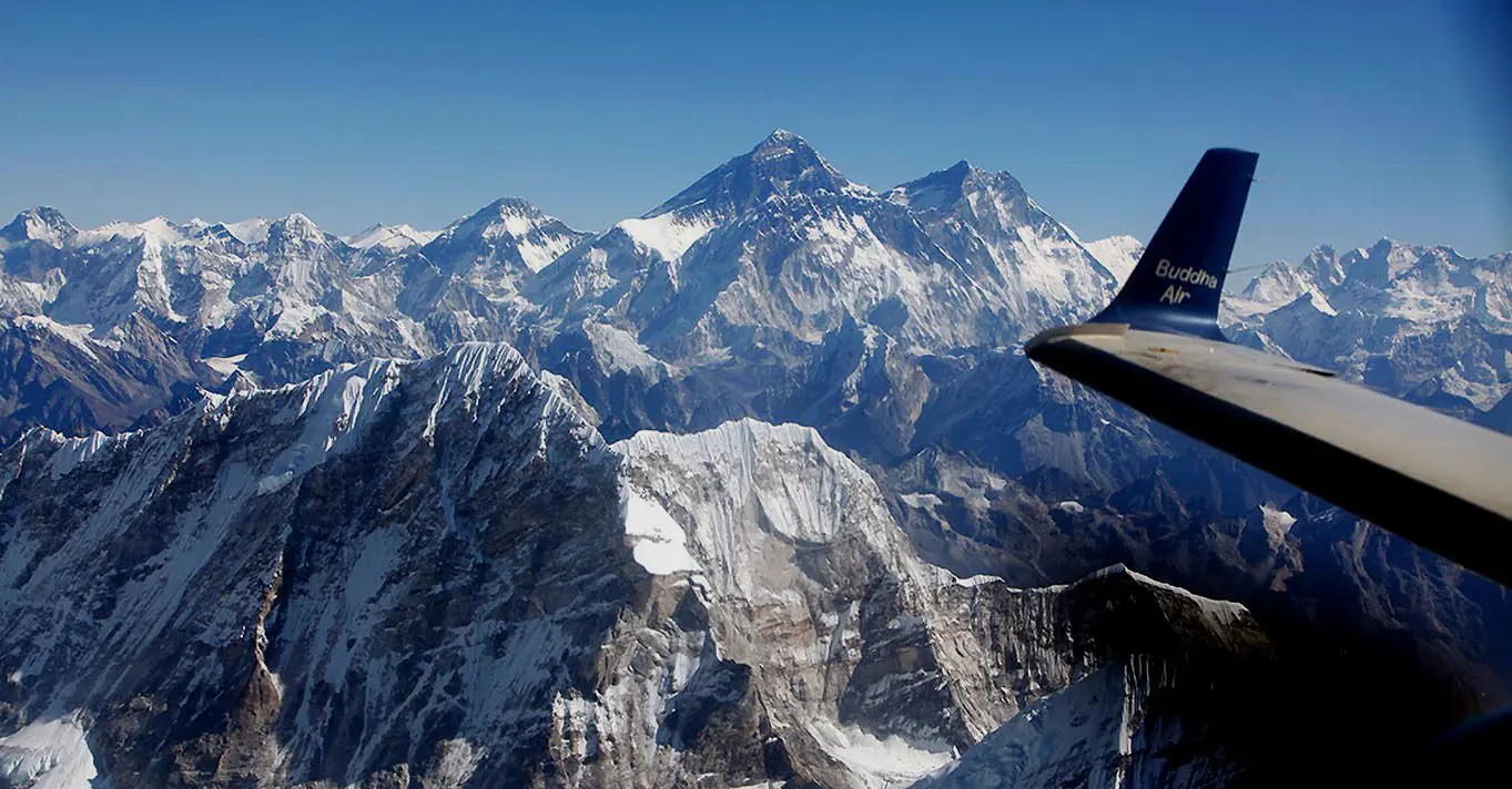 Mountain Flight vs Everest Base Camp Trek: How to Choose